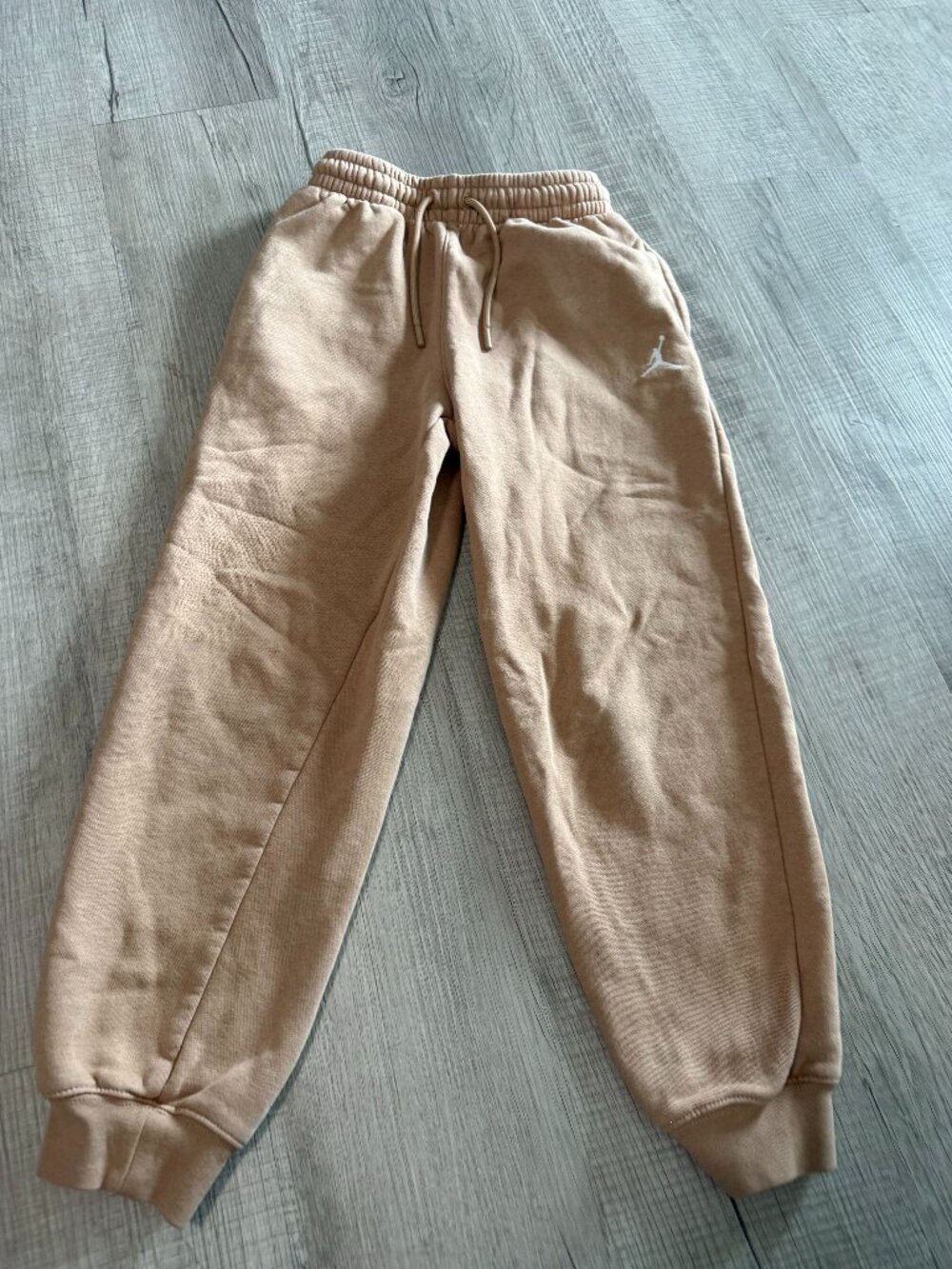 🏀 Jordan Boys Cozy Sweatpants – Youth Medium 10/12